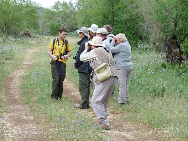 Birdfinders at Neal's Lodges