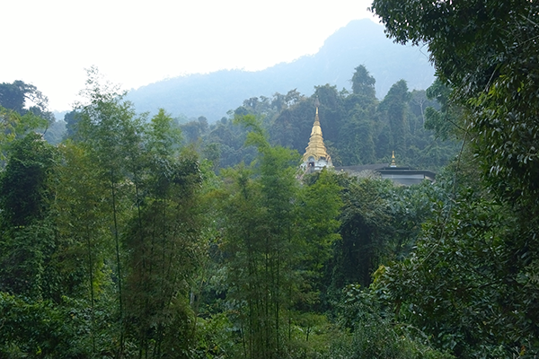 Wat Tham Pha Plong